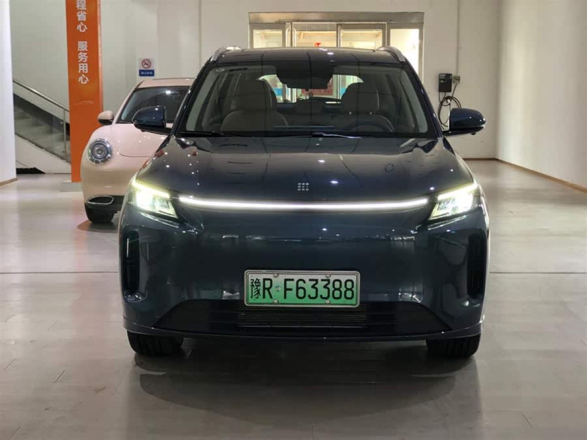 賽力斯 藍(lán)電E5 PLUS  2025款 165km 長(zhǎng)續(xù)航版PLUS 5座圖片