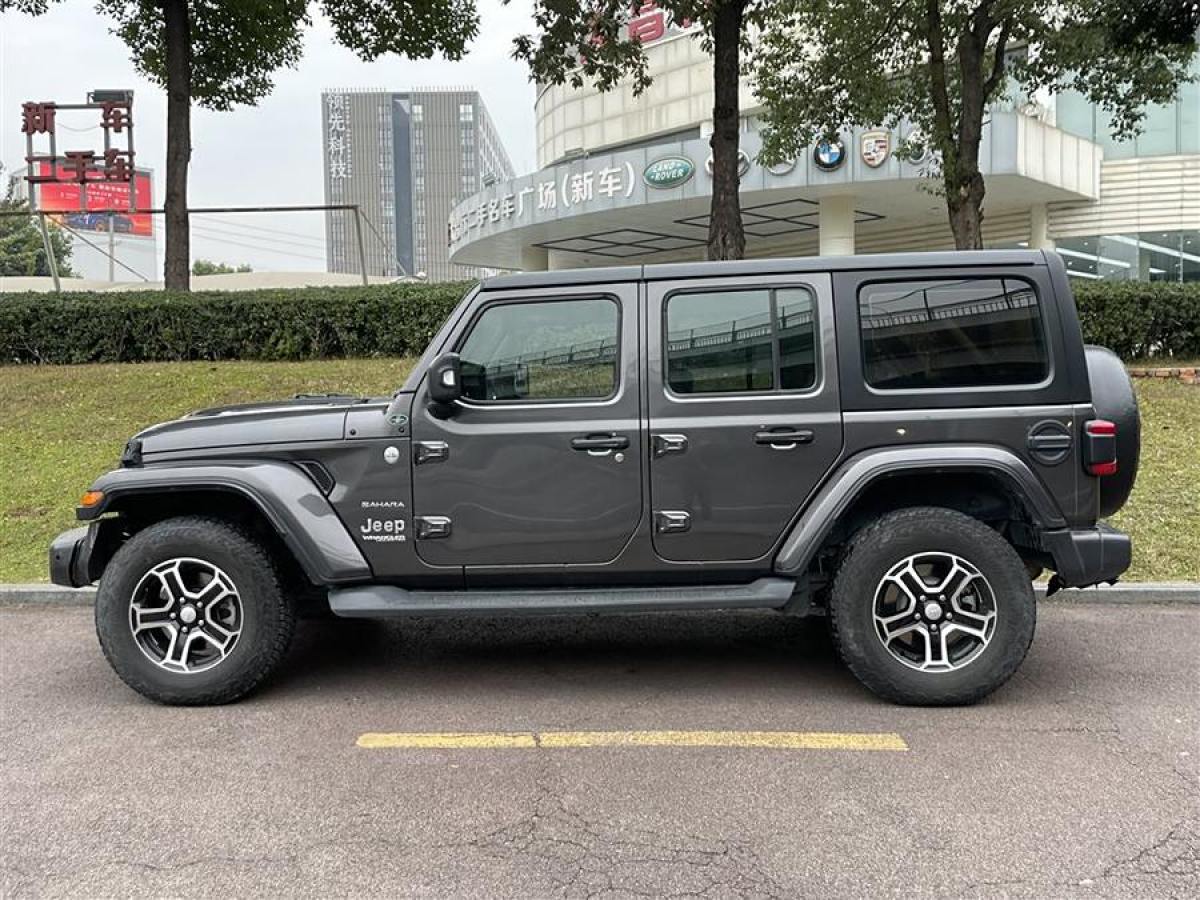 Jeep 牧馬人  2019款 2.0T Sahara 四門版 國VI圖片