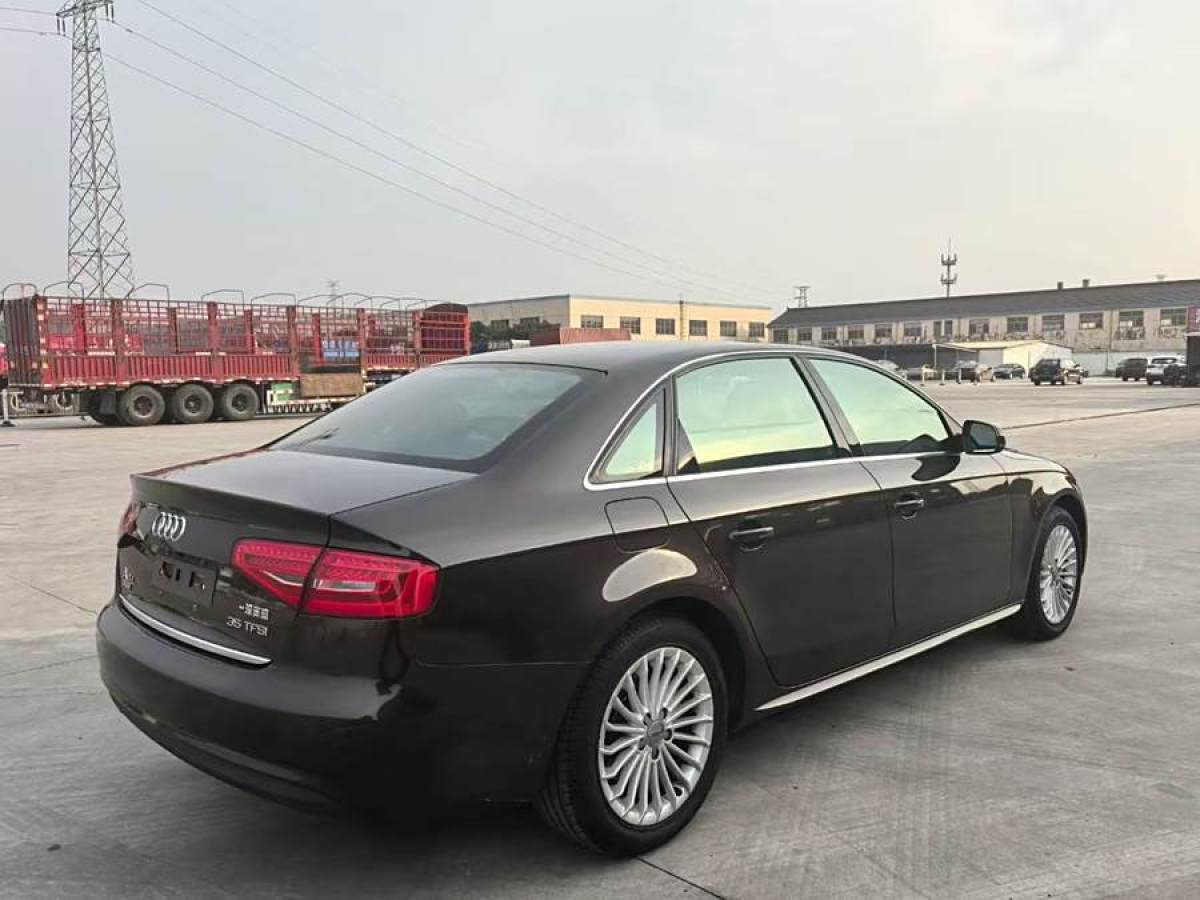 奧迪 奧迪A4L  2015款 35 TFSI 自動(dòng)舒適型圖片