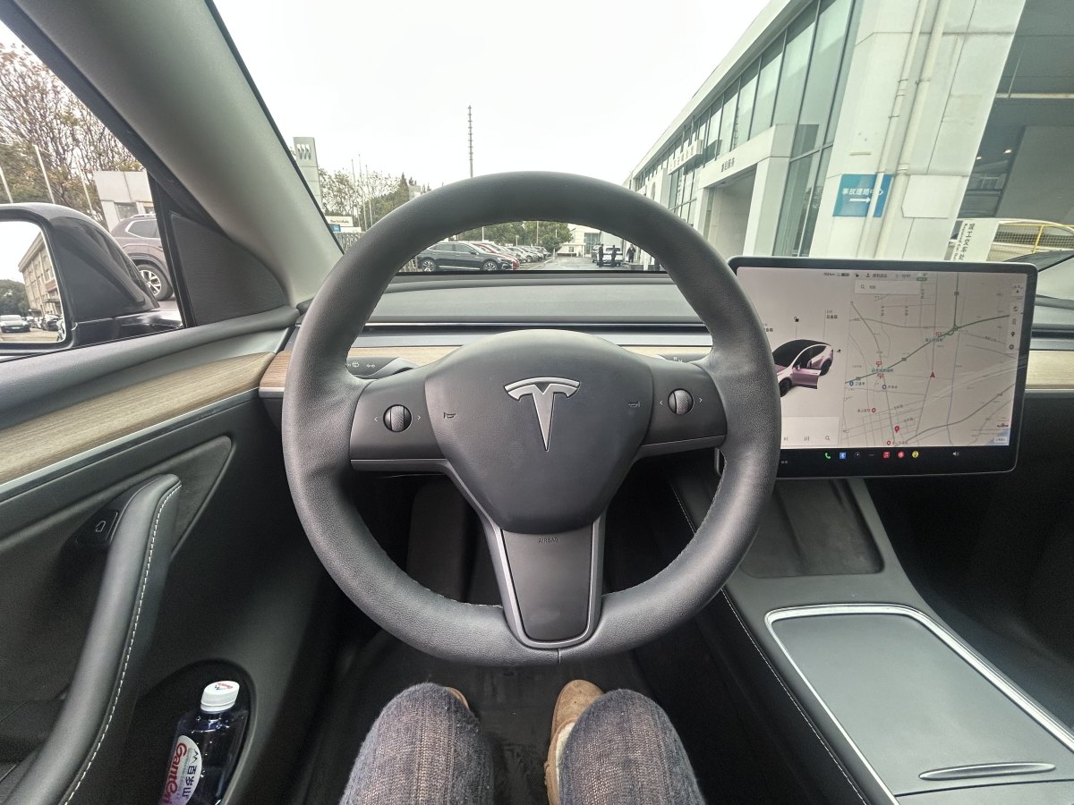 特斯拉 Model 3  2021款 改款 標準續(xù)航后驅(qū)升級版圖片