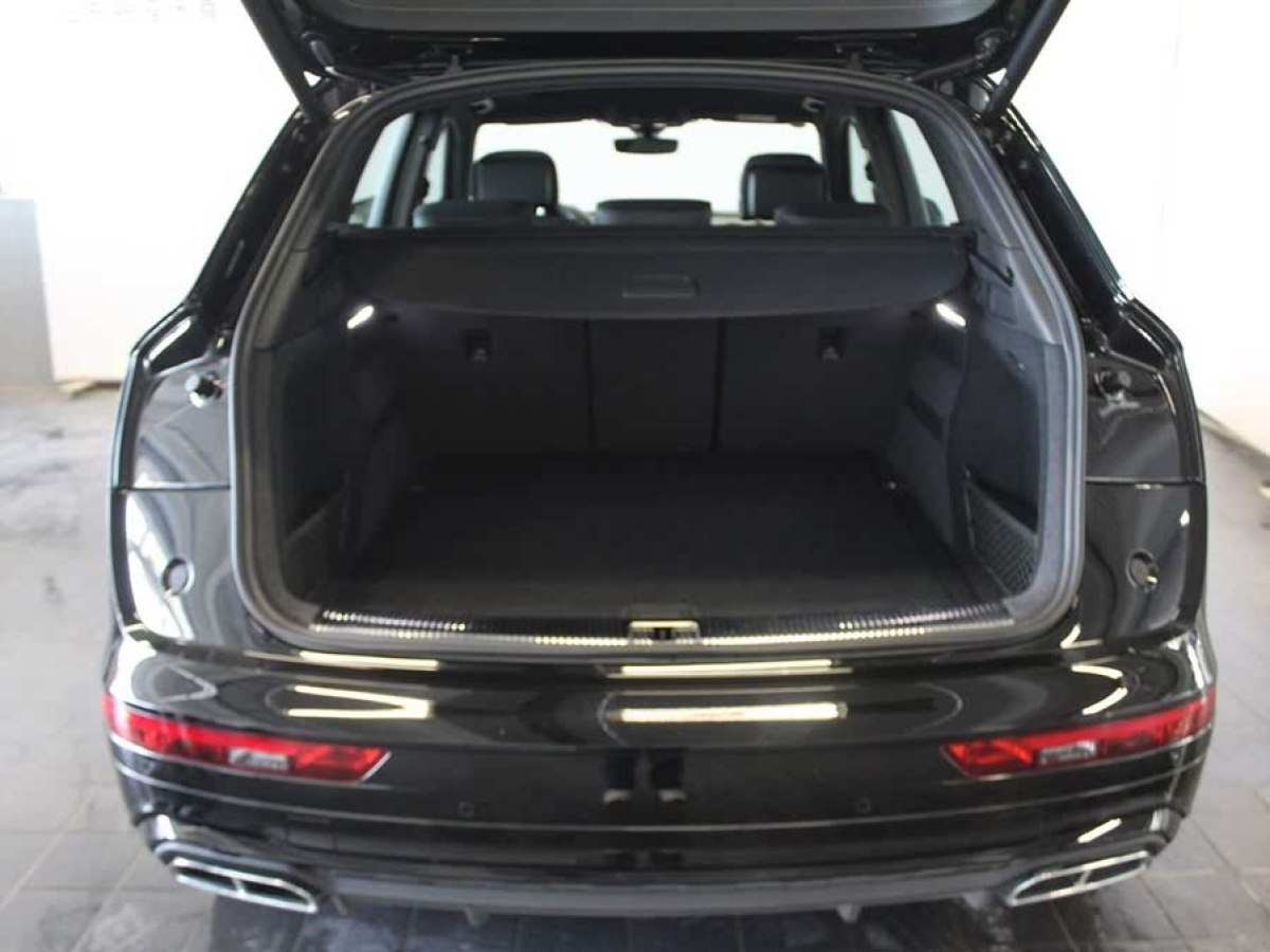 奧迪 奧迪Q5L  2024款 45 TFSI 豪華動(dòng)感型圖片