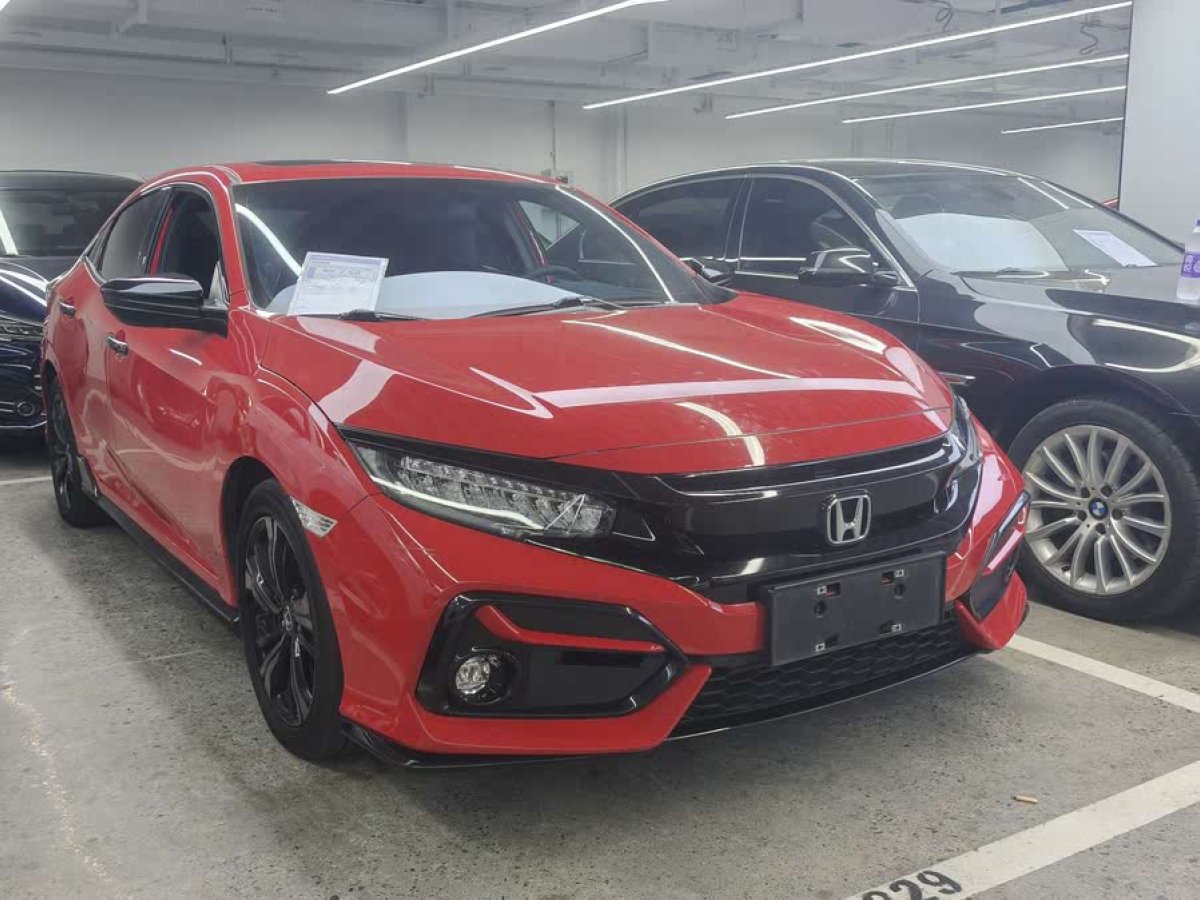 本田 思域  2021款 HATCHBACK 220TURBO CVT潮酷控圖片