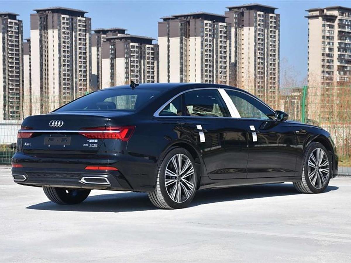 奧迪 奧迪A6L  2022款 45 TFSI quattro 臻選動感型圖片