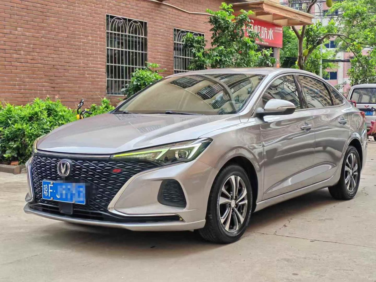 長(zhǎng)安 逸動(dòng)  2020款 PLUS 1.6L GDI 手動(dòng)精英型圖片