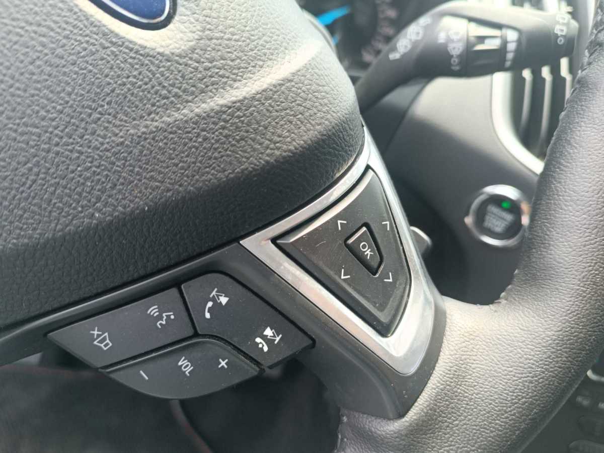 福特 锐界  2015款 2.0T GTDi 两驱铂锐型图片