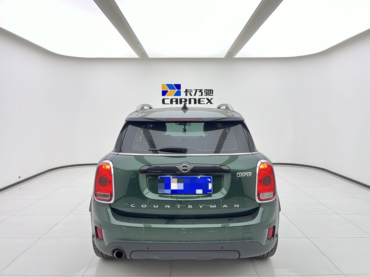 MINI COUNTRYMAN  2018款 1.5T COOPER ALL4 藝術(shù)家圖片