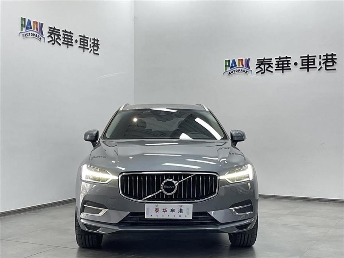 沃爾沃 XC60  2020款 T5 四驅(qū)智遠(yuǎn)豪華版圖片