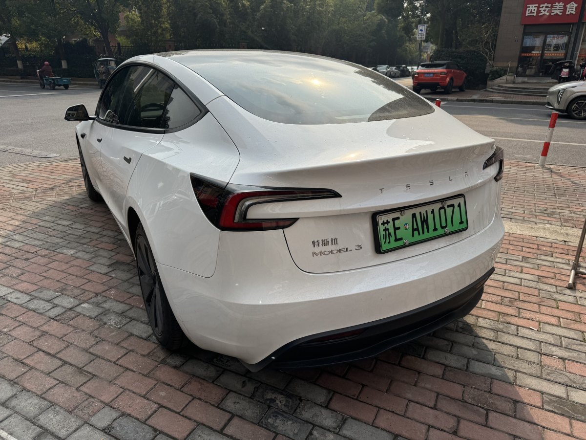 特斯拉 Model 3  2023款 煥新版 后輪驅(qū)動(dòng)圖片