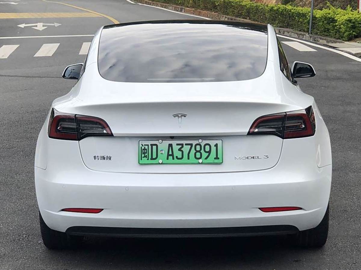 特斯拉 Model Y  2023款 后輪驅(qū)動(dòng)版圖片