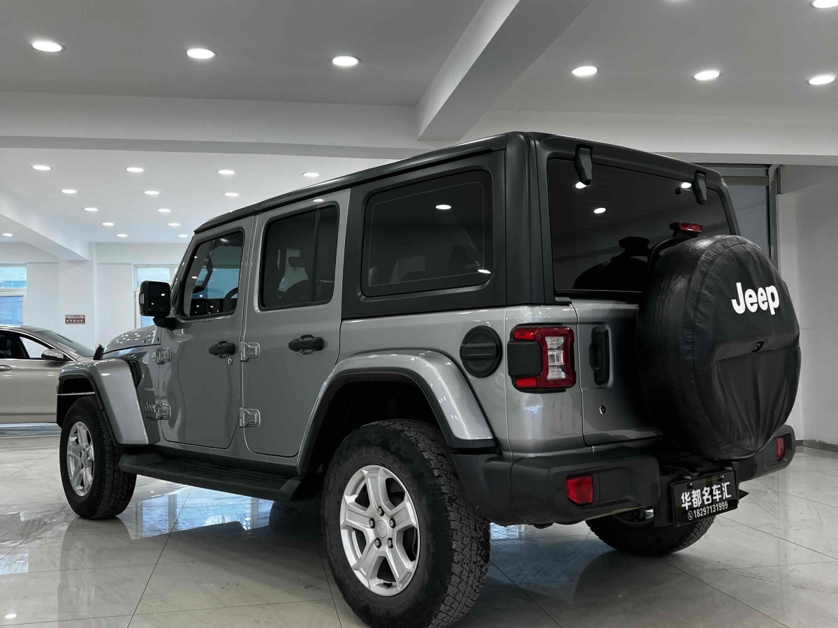 Jeep 牧馬人  2019款 2.0T Sahara 四門版 國(guó)VI圖片