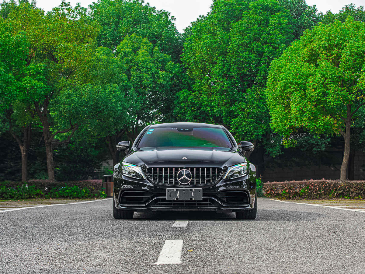 奔馳 奔馳C級(jí)AMG  2019款 AMG C 63 轎跑車圖片