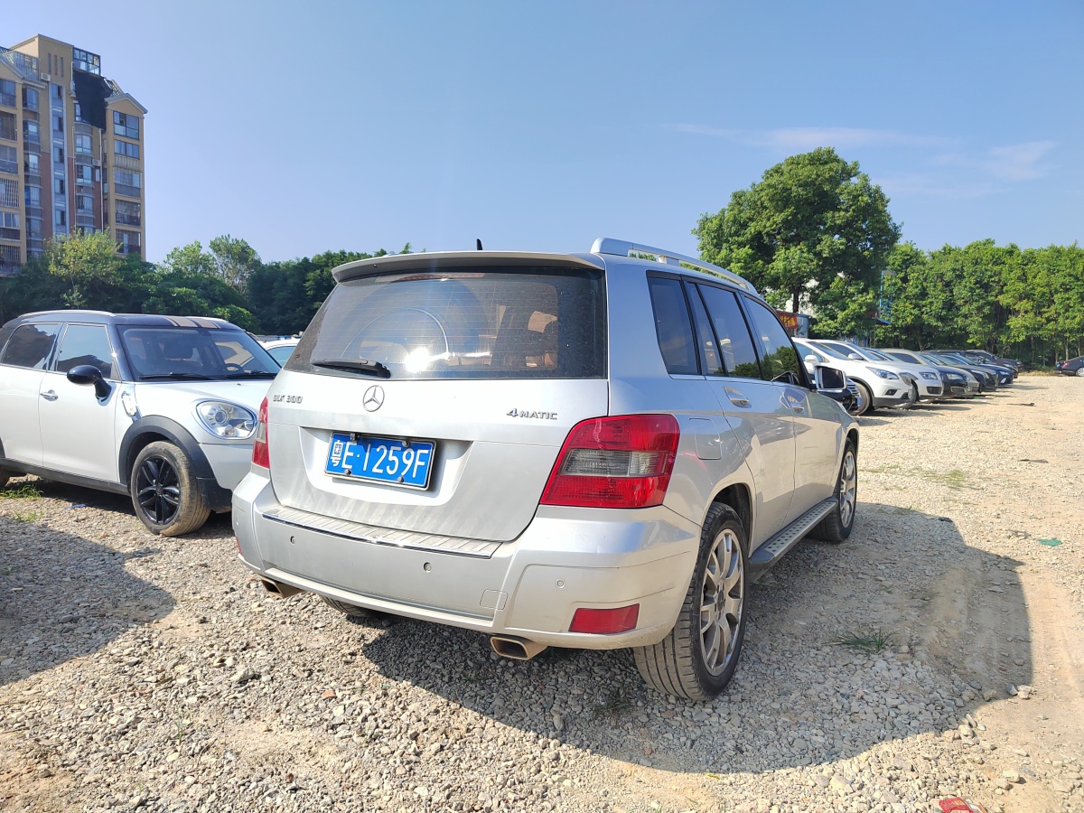 奔馳 奔馳GLK級  2010款 GLK 300 4MATIC 時尚型圖片