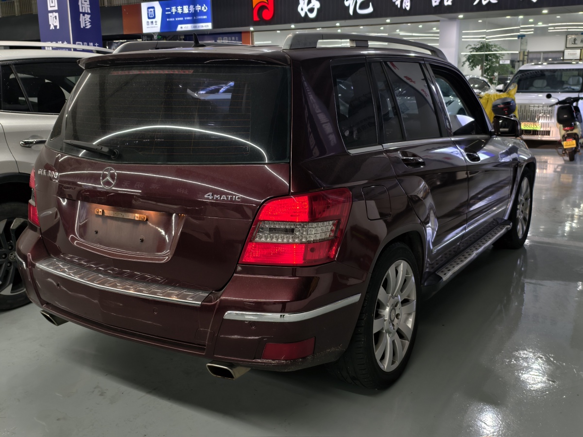 奔馳 奔馳GLK級(jí)  2011款 GLK 300 4MATIC 豪華型圖片