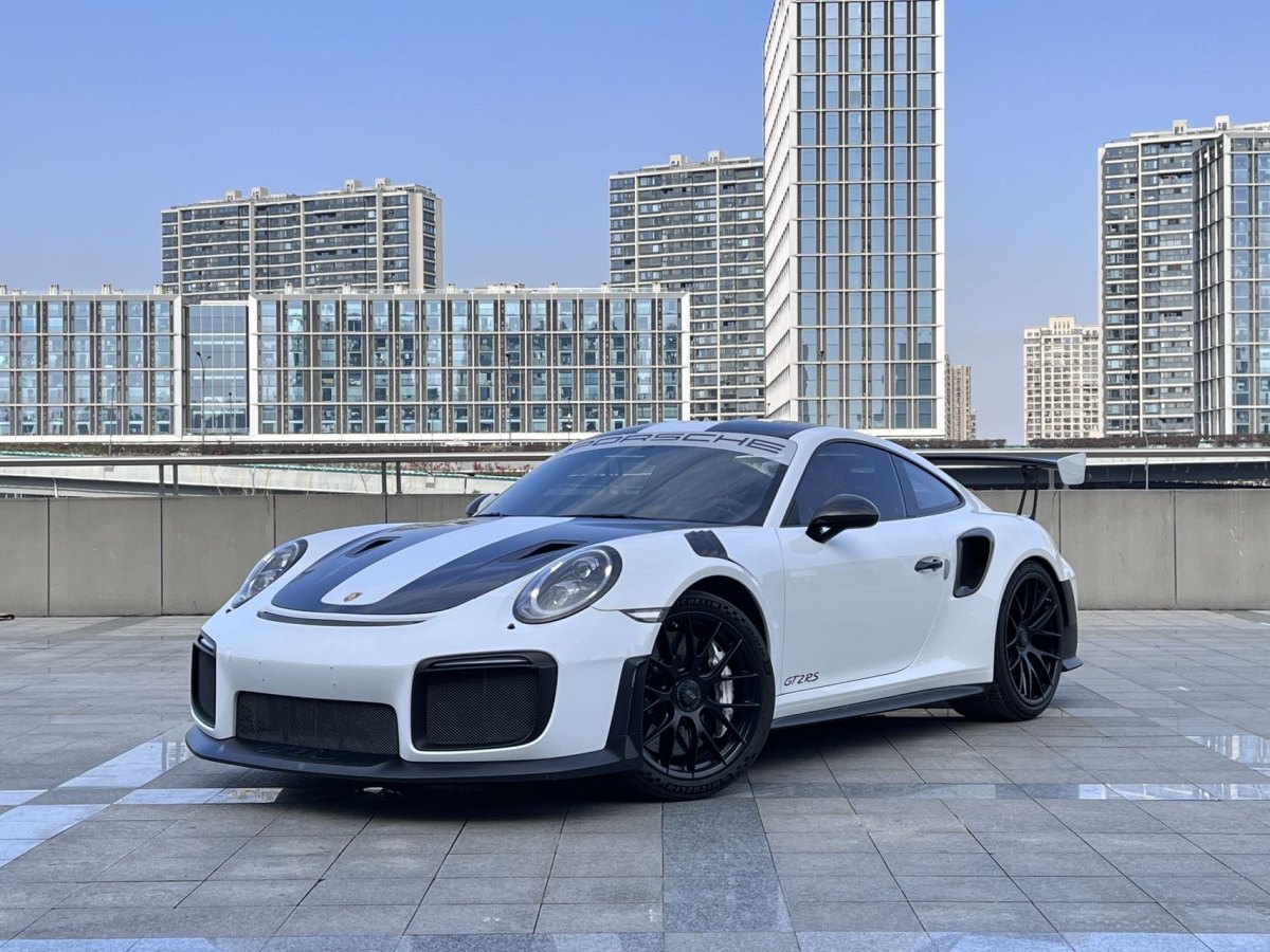 保時(shí)捷 911  2018款 GT2 RS 3.8T圖片