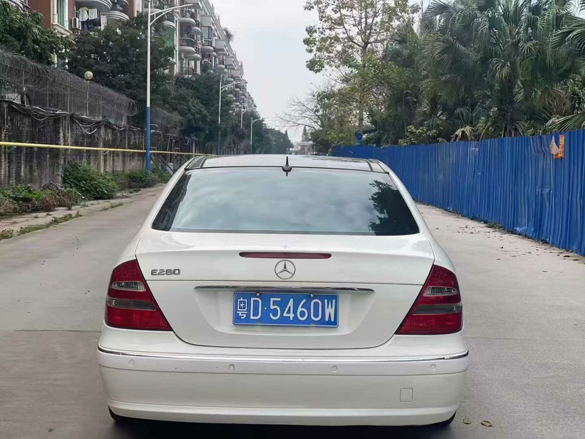 奔馳 奔馳E級  2006款 E 350 優(yōu)雅型圖片