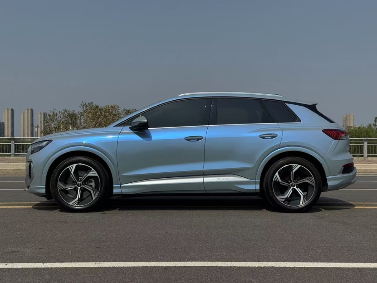 奧迪 奧迪Q4 e-tron  2023款 40 e-tron 創(chuàng)境版圖片