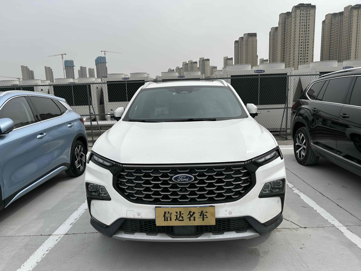 福特 領(lǐng)睿  2022款 改款 EcoBoost 170 尊領(lǐng)型圖片