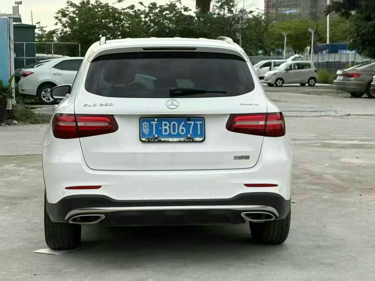 奔馳 奔馳GLA  2017款 GLA 220 4MATIC 豪華型圖片