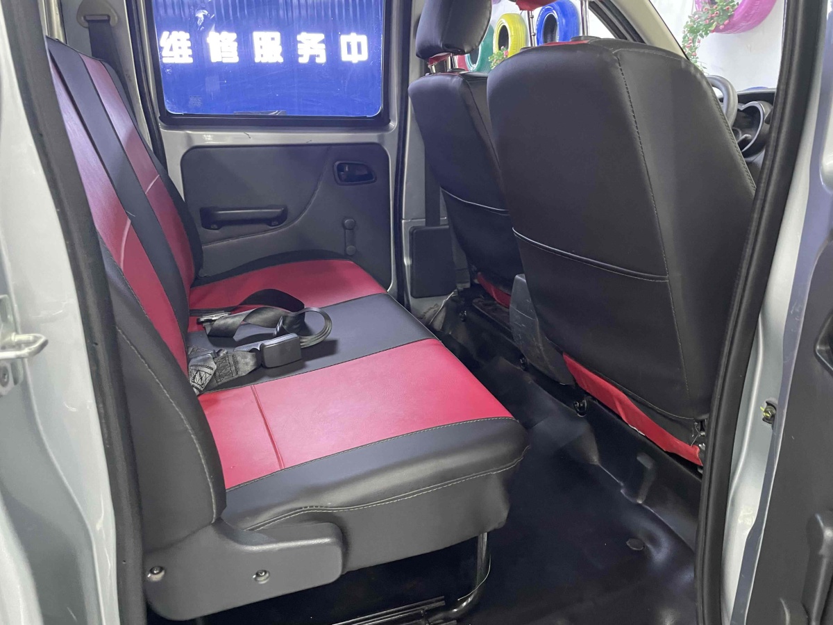 长安轻型车 神骐T10  2019款 1.5L国VI厢货车双排805kg图片