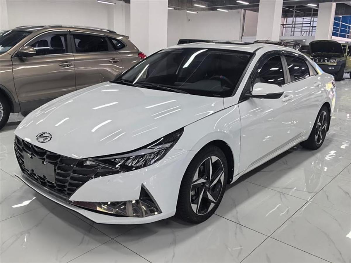 2022年6月現(xiàn)代 伊蘭特  2022款 1.5L CVT GLS領(lǐng)先版