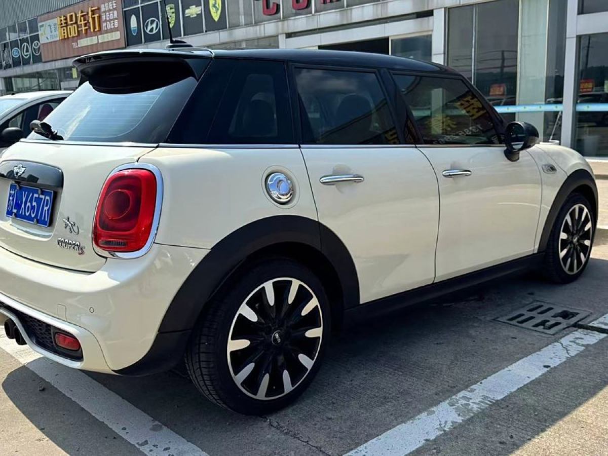 MINI MINI  2015款 2.0T COOPER S 五門版圖片