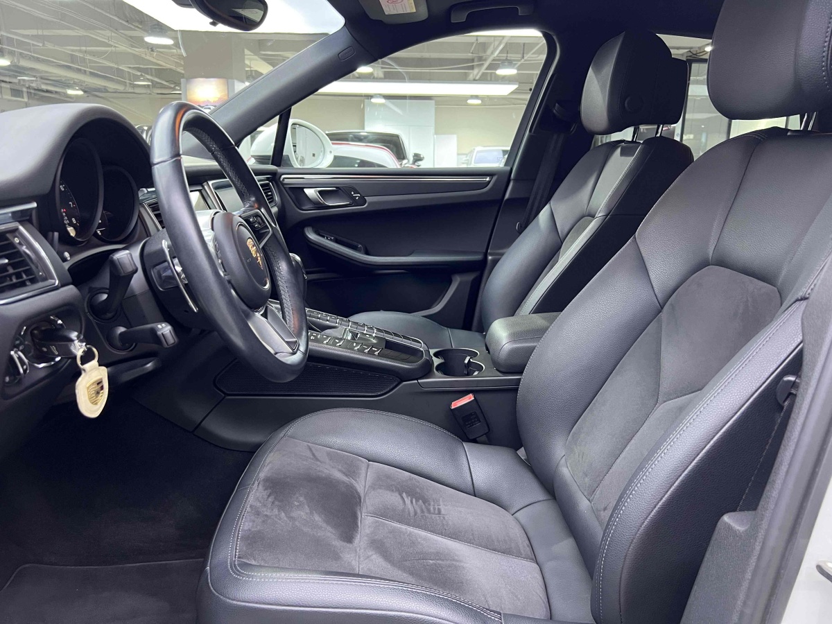 保時(shí)捷 Macan  2014款 Macan 2.0T圖片