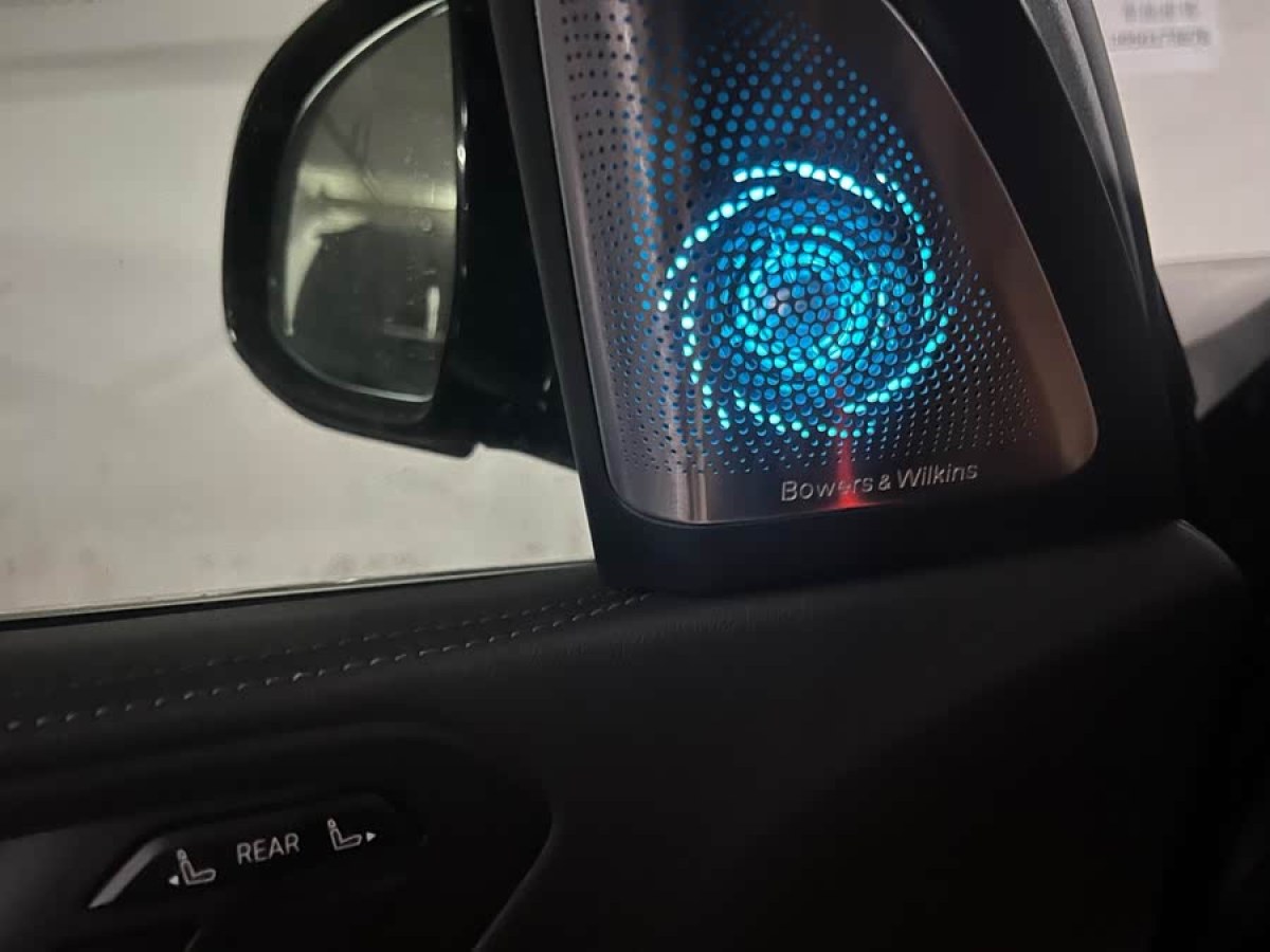 寶馬 寶馬X7  2020款 xDrive40i 領(lǐng)先型豪華套裝圖片