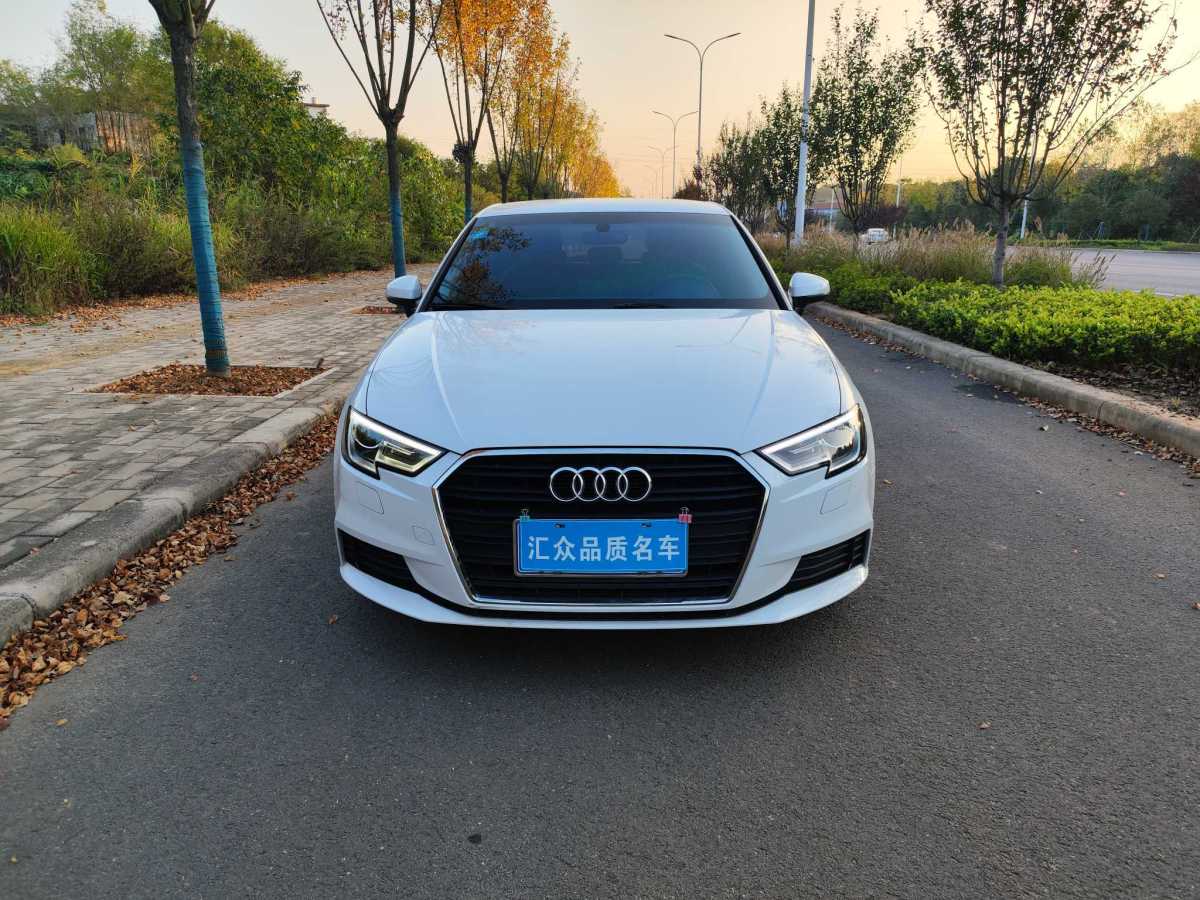 奧迪 奧迪A3  2017款 Sportback 35 TFSI 進(jìn)取型圖片