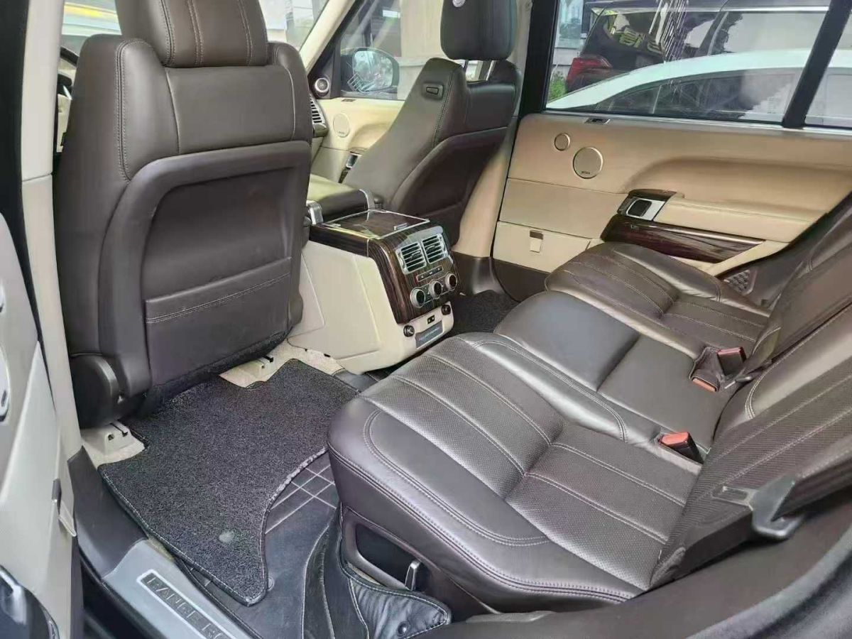 路虎 攬勝  2017款 極光Convertible 2.0T HSE Dynamic 美規(guī)版圖片