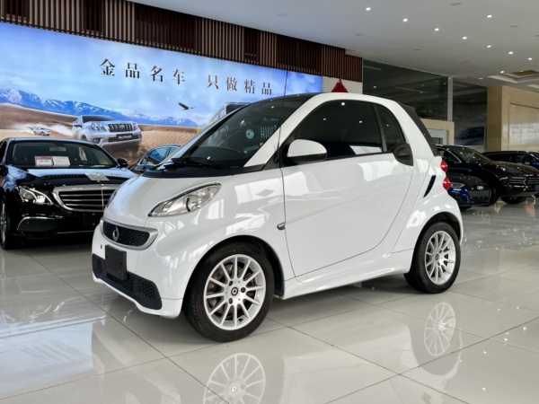 smart fortwo  2014款 1.0 MHD 硬顶新年特别版