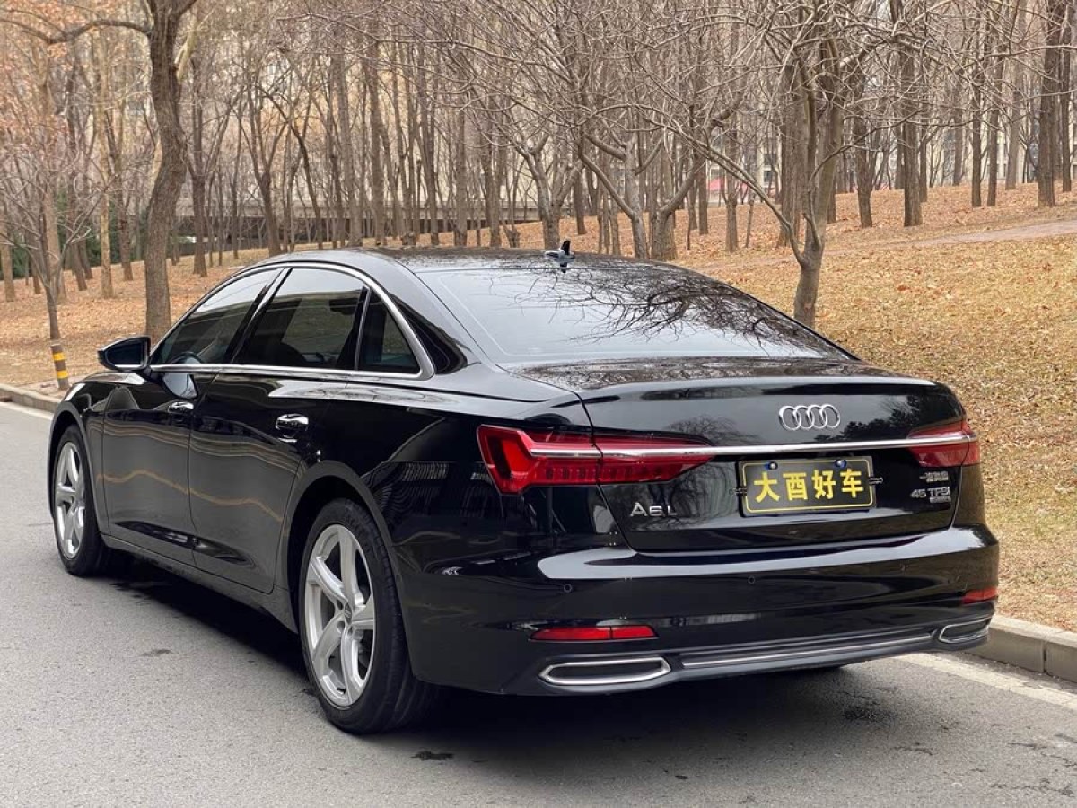奧迪 奧迪A6L  2024款 45 TFSI quattro 臻選動(dòng)感型圖片
