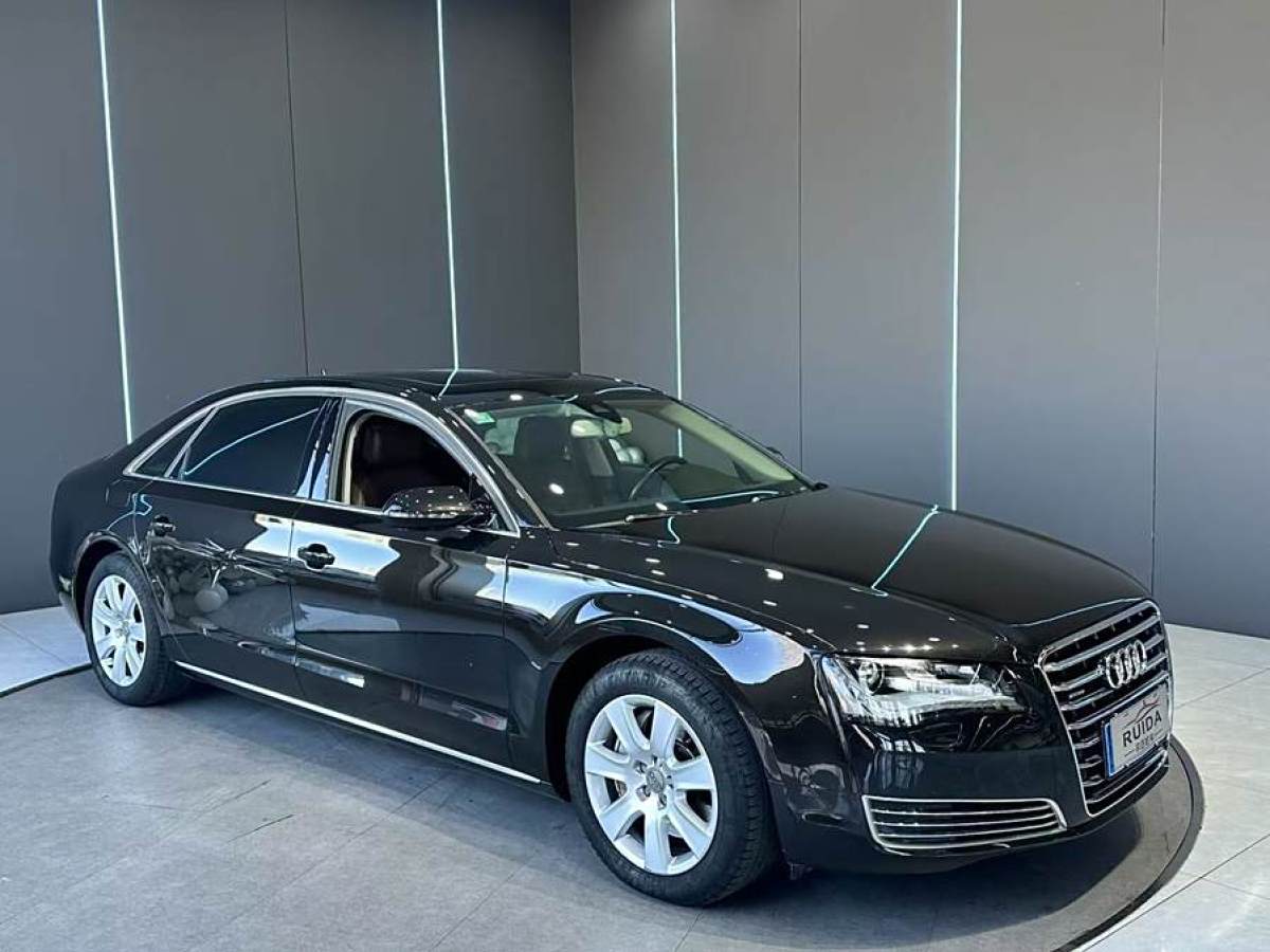 奧迪 奧迪A8  2013款 A8L 45 TFSI quattro豪華型圖片