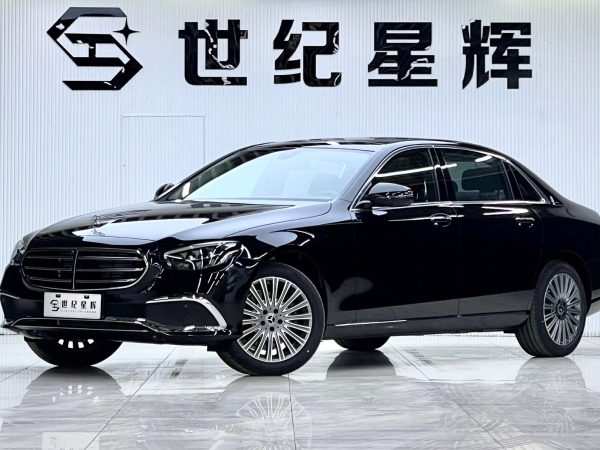 奔驰 奔驰E级  2023款 E 300 L 豪华型