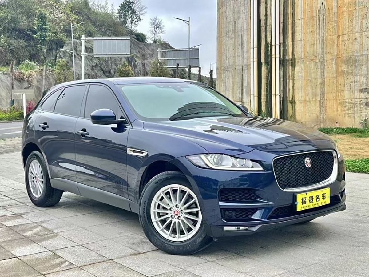 捷豹 F-PACE  2018款 2.0T 兩驅(qū)都市尊享版圖片