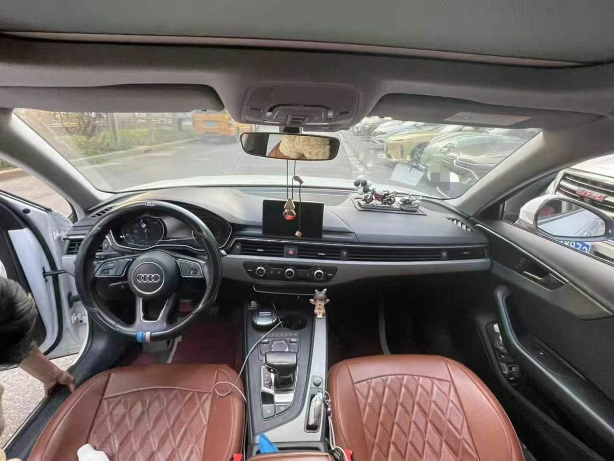 奧迪 奧迪A4L  2018款 30周年年型 30 TFSI 進取型圖片