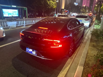 2021年01月 沃尔沃 S90 B5 智逸运动版图片