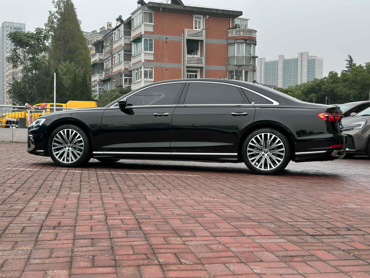 奧迪 奧迪A8  2023款 A8L 50 TFSI quattro 尊享型圖片