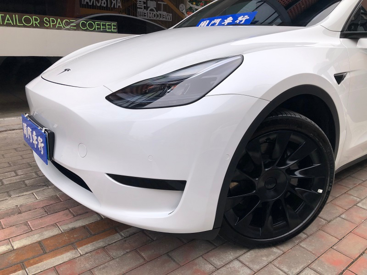 特斯拉 Model Y  2022款 改款 后輪驅(qū)動版圖片