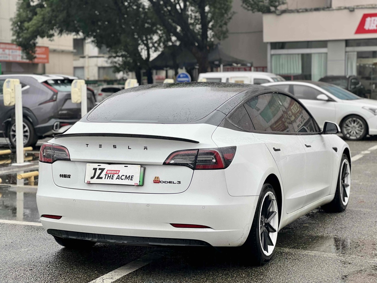 2021年4月特斯拉 Model 3  2019款 標(biāo)準(zhǔn)續(xù)航后驅(qū)升級版