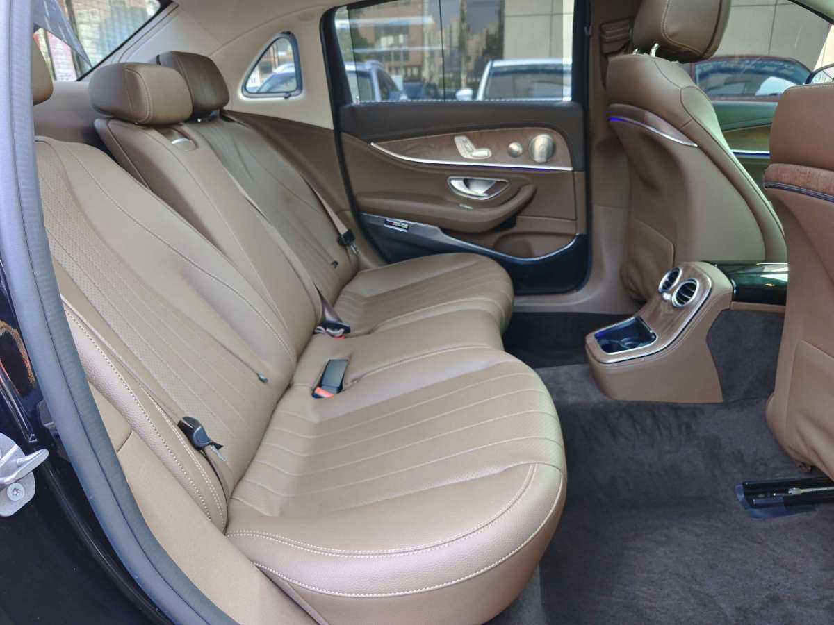 奔馳 奔馳E級  2021款 E 300 L 豪華型圖片