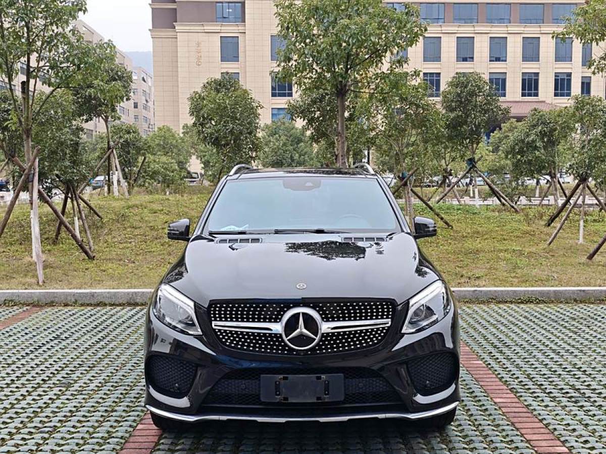 奔馳 奔馳GLE  2018款 GLE 320 4MATIC 動感型臻藏版圖片