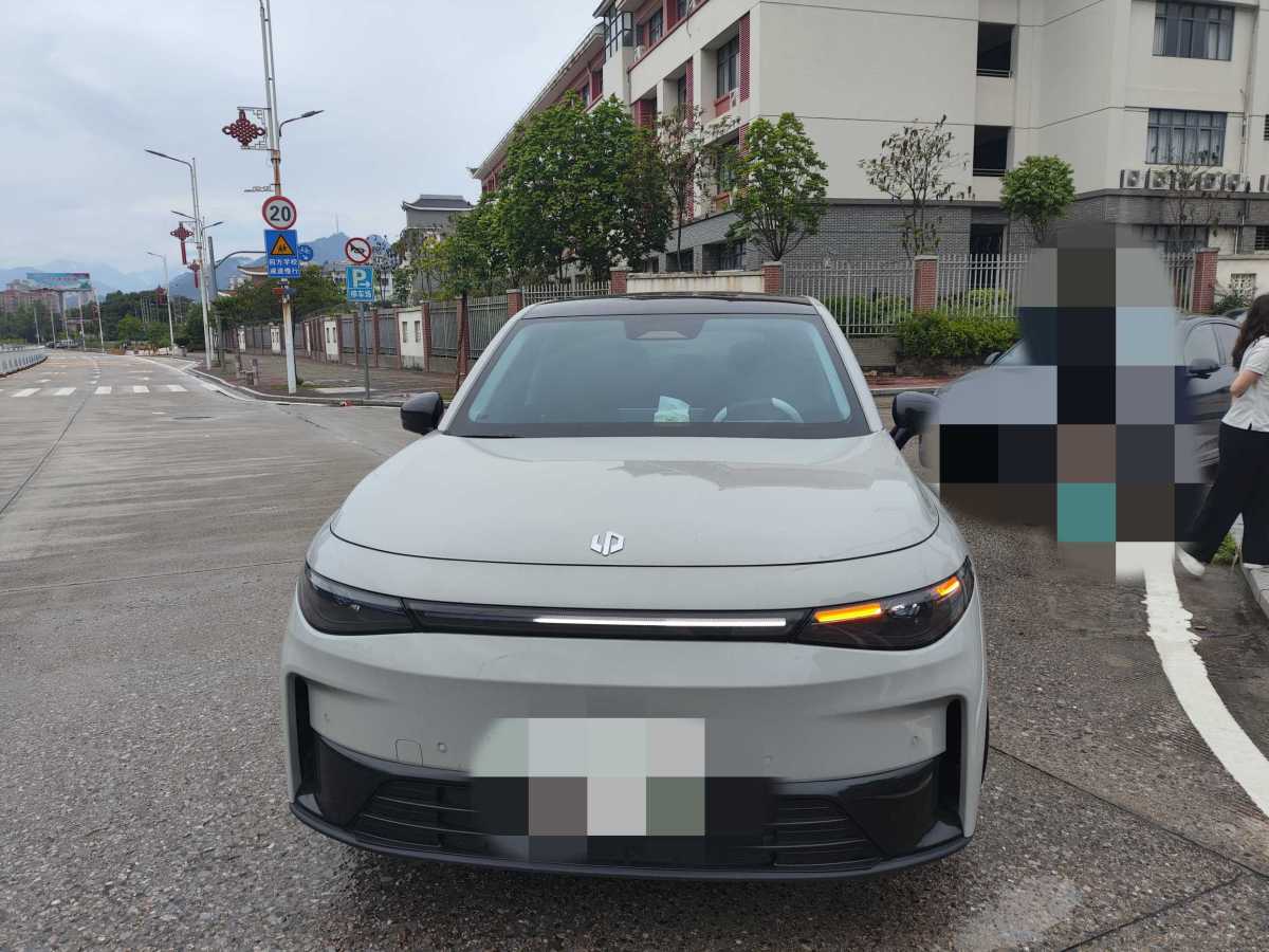 零跑 零跑C10  2024款 210智享版圖片