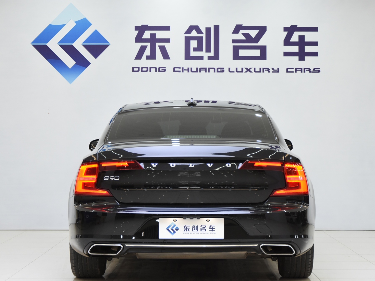 沃爾沃 S90  2017款 T4 智遠(yuǎn)版圖片