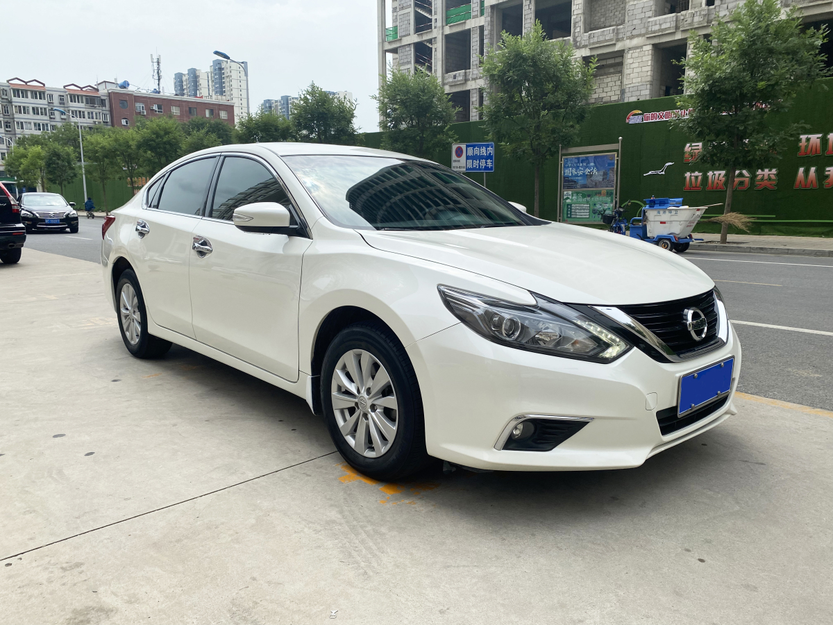 日產(chǎn) 天籟  2016款 改款 2.0L XL舒適版圖片