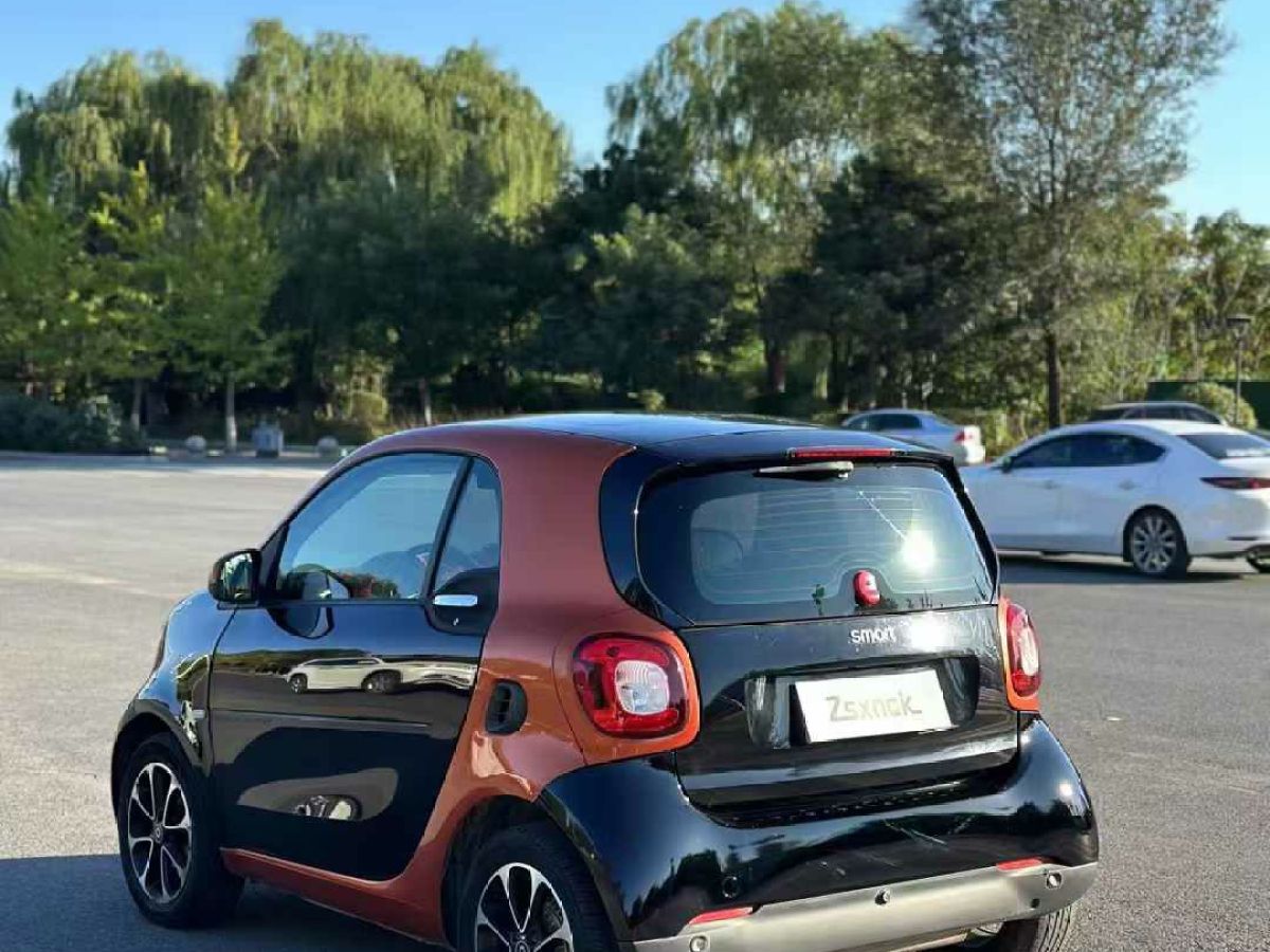 smart forfour  2016款 0.9T 66千瓦先鋒版圖片