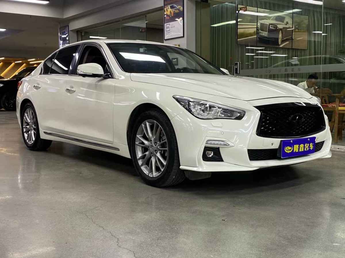 英菲尼迪 Q50L  2018款  2.0T 舒適版 國(guó)VI圖片