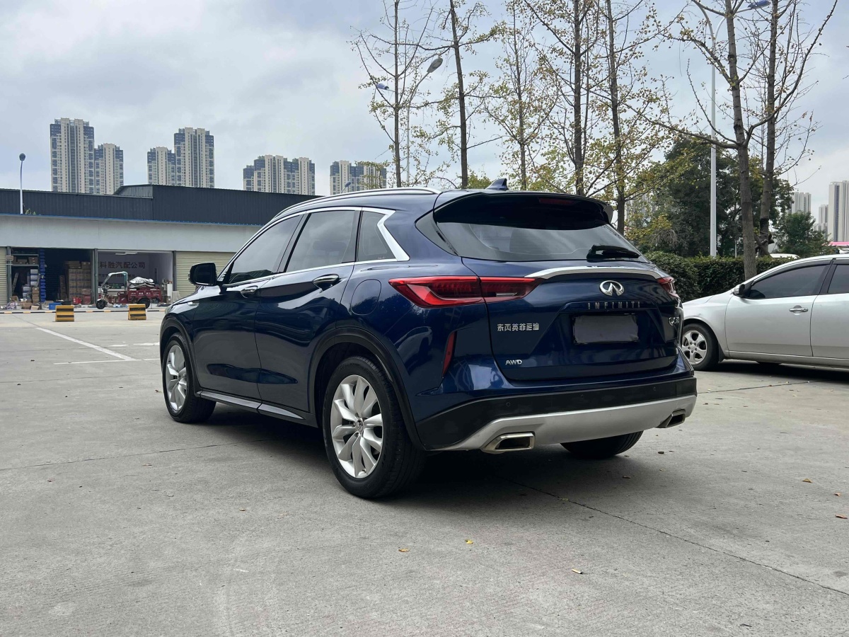 英菲尼迪 QX50  2018款 2.0T 四驅(qū)菁英版圖片