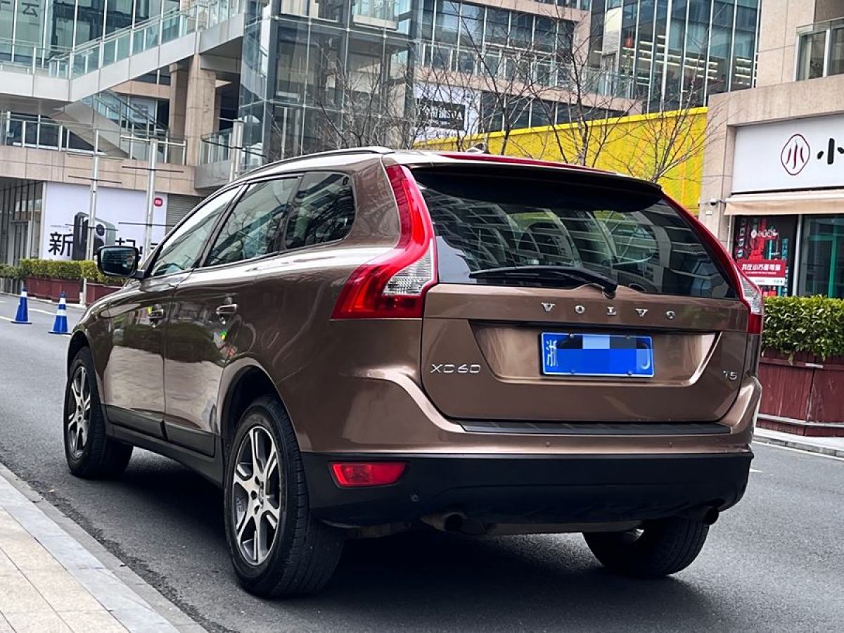 沃爾沃 XC60  2013款 T5 舒適版圖片