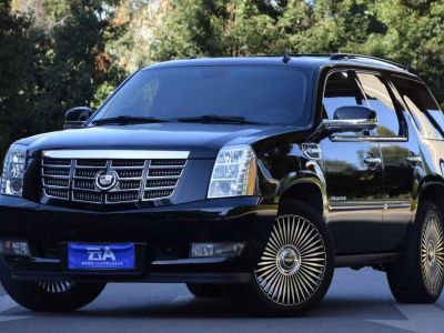 2013年8月 凱迪拉克 凱雷德ESCALADE(進口) 6.2L ESV鉑金版加長型圖片