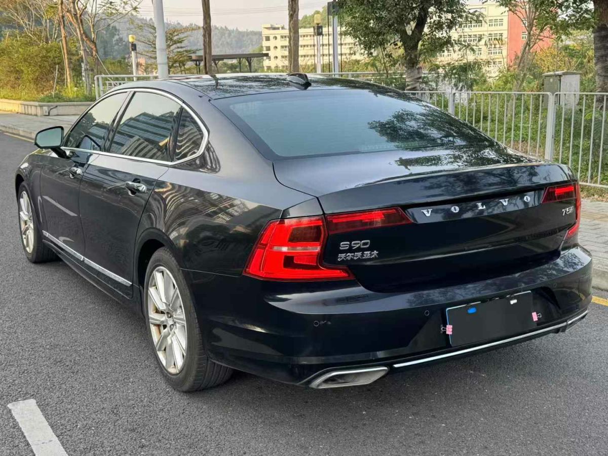 沃爾沃 S90  2020款  T4 智行豪華版圖片